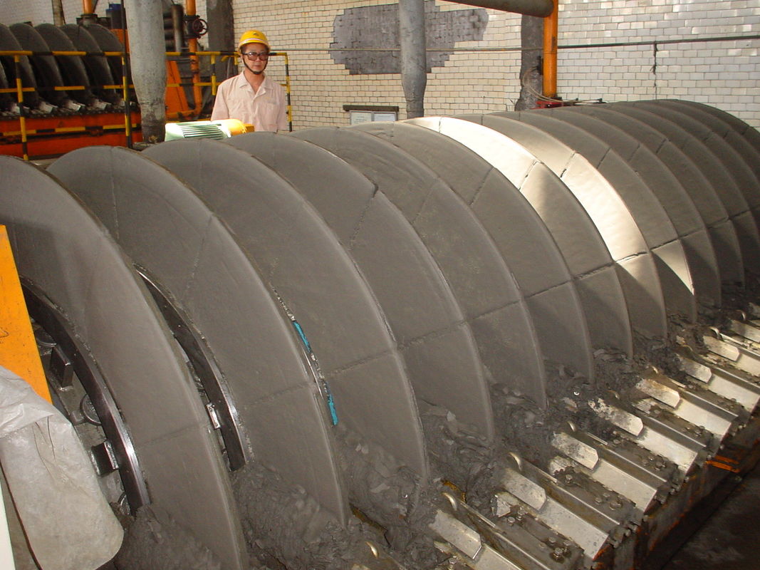 TT-2 TT-4 Ceramic Vacuum Filter 60m3 Area Customizable Mining Dewatering Equipment